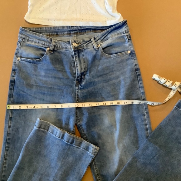 Wide leg jeans - Picture 10 of 13